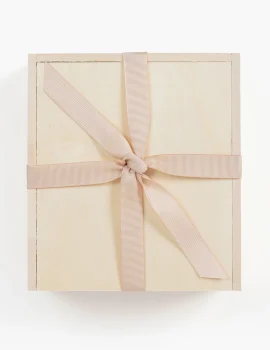 Blush-Spa-Curated-Gift-Box_dc7f84ab-1a32-4992-b074-7991ad899dcb_2000x